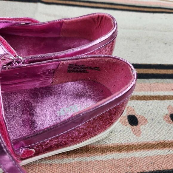CWD Glitter Mary Janes Girls Size 3 Silver & Hot Pink Velcro Strap Great Conditi - Picture 4 of 6